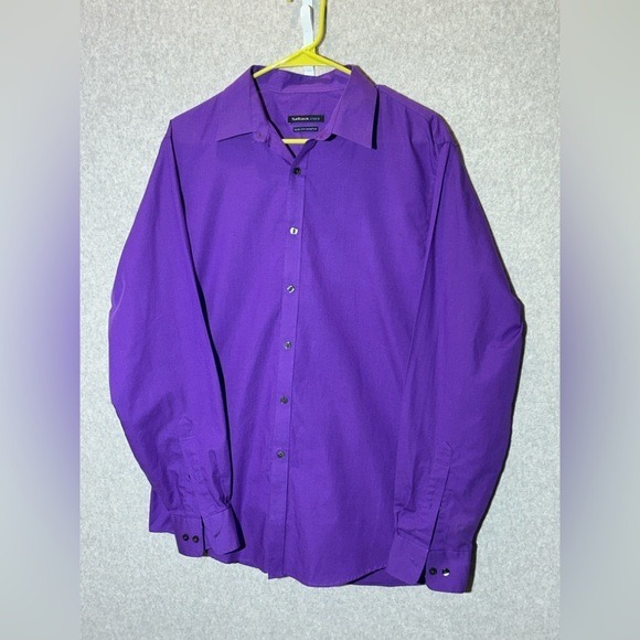 Medium Men's Bright Purple‎ Slim Fit Button-Down Shirt Van Heusen - Picture 2 of 8